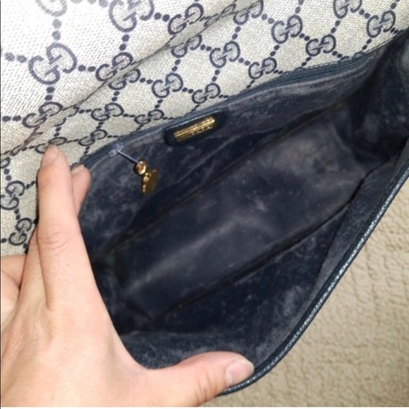 Authentic Gucci supreme sherry web messenger bag - Picture 8 of 8